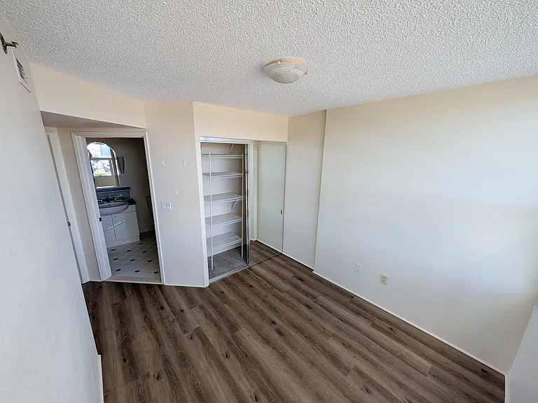 801 S King St #2602 — Photo 7