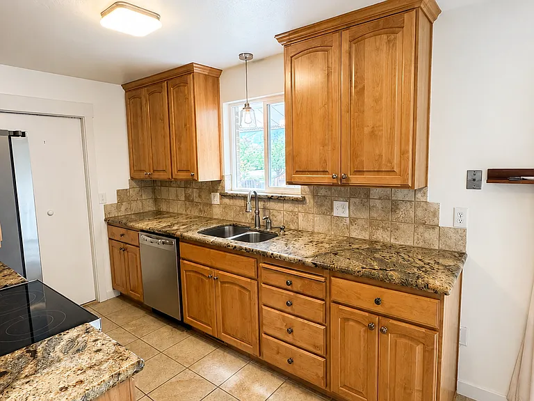 7223 S 1950 E #UP — Photo 7