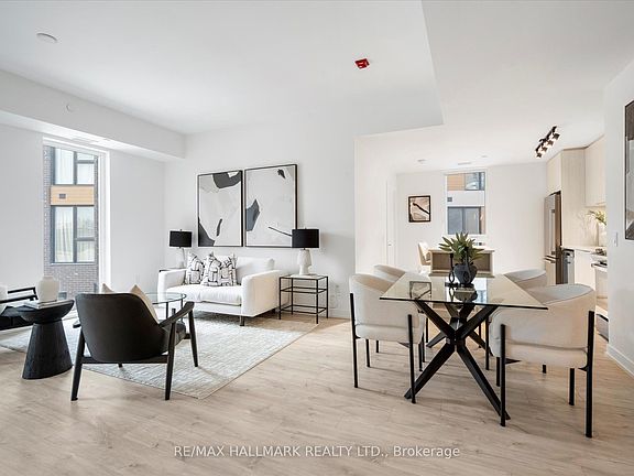 4th image of 170 Clonmore Dr #3