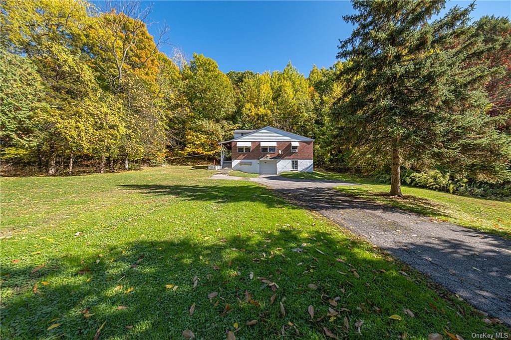 176 Western Ave, Marlboro, NY 12542 Zillow