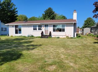 7570 Teal Rd, Oscoda, MI 48750