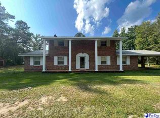 309 E Reaves Ave, Dillon, SC 29536