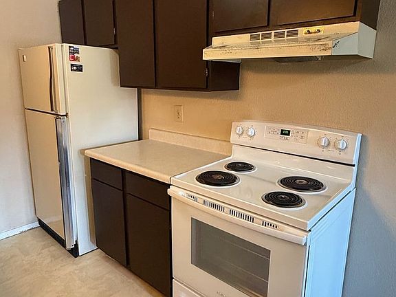 5th image of 1170 Boulder Dr APT B1