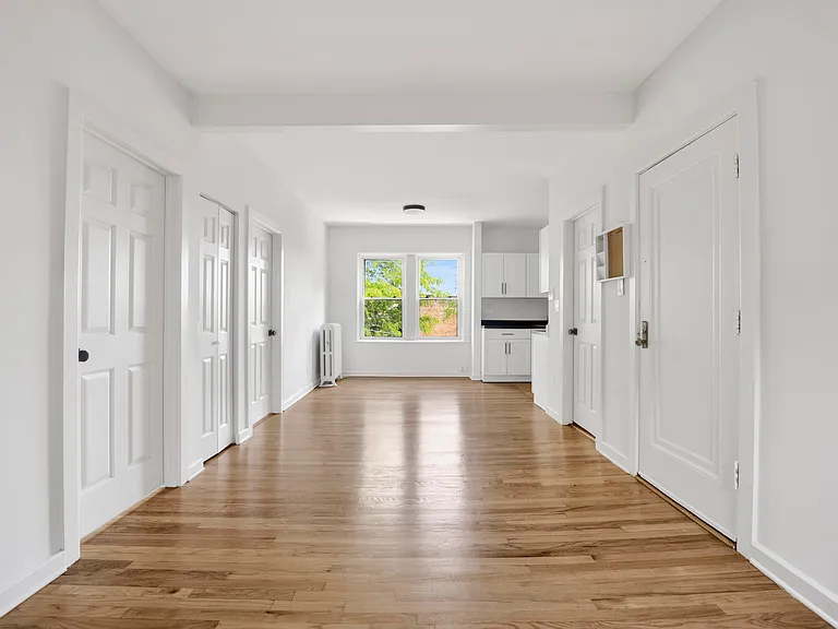 6407 N Wayne Ave #3 — Photo 1