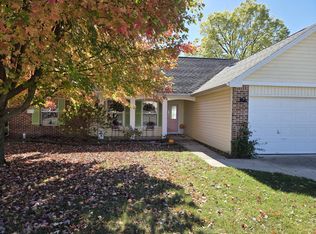 1109 Cardinal Ct, Greentown, IN 46936