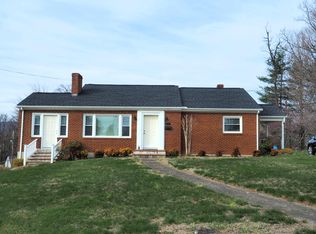 1006 Halliahurst Ave, Vinton, VA 24179