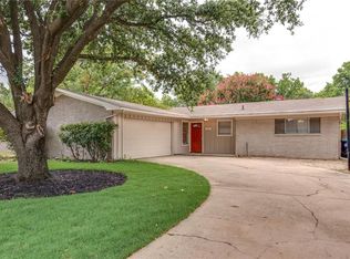 2427 Foxcroft Cir, Denton, TX 76209