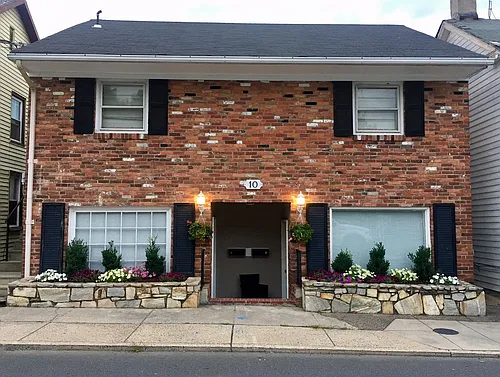 10 Royal Street SE Photo 1