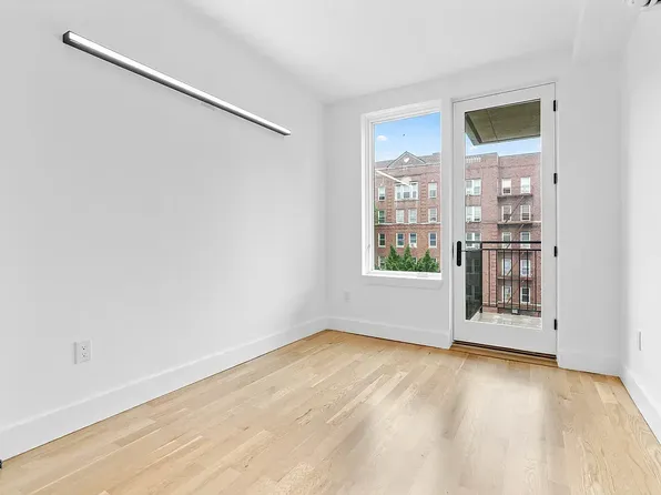 45 Lenox Road image 7 of 22