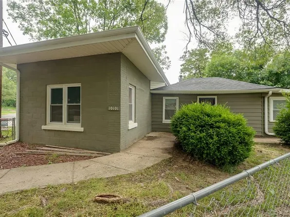10101 E 18th St S, Independence, MO 64052