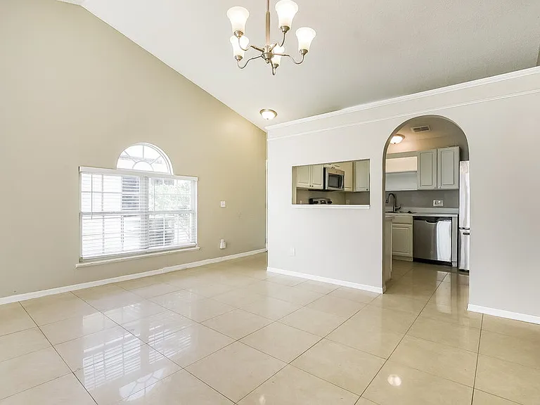 2459 Parsons Pond Cir — Photo 5
