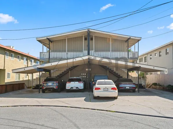 138 Village Ct APT 6, Walnut Creek, CA 94596