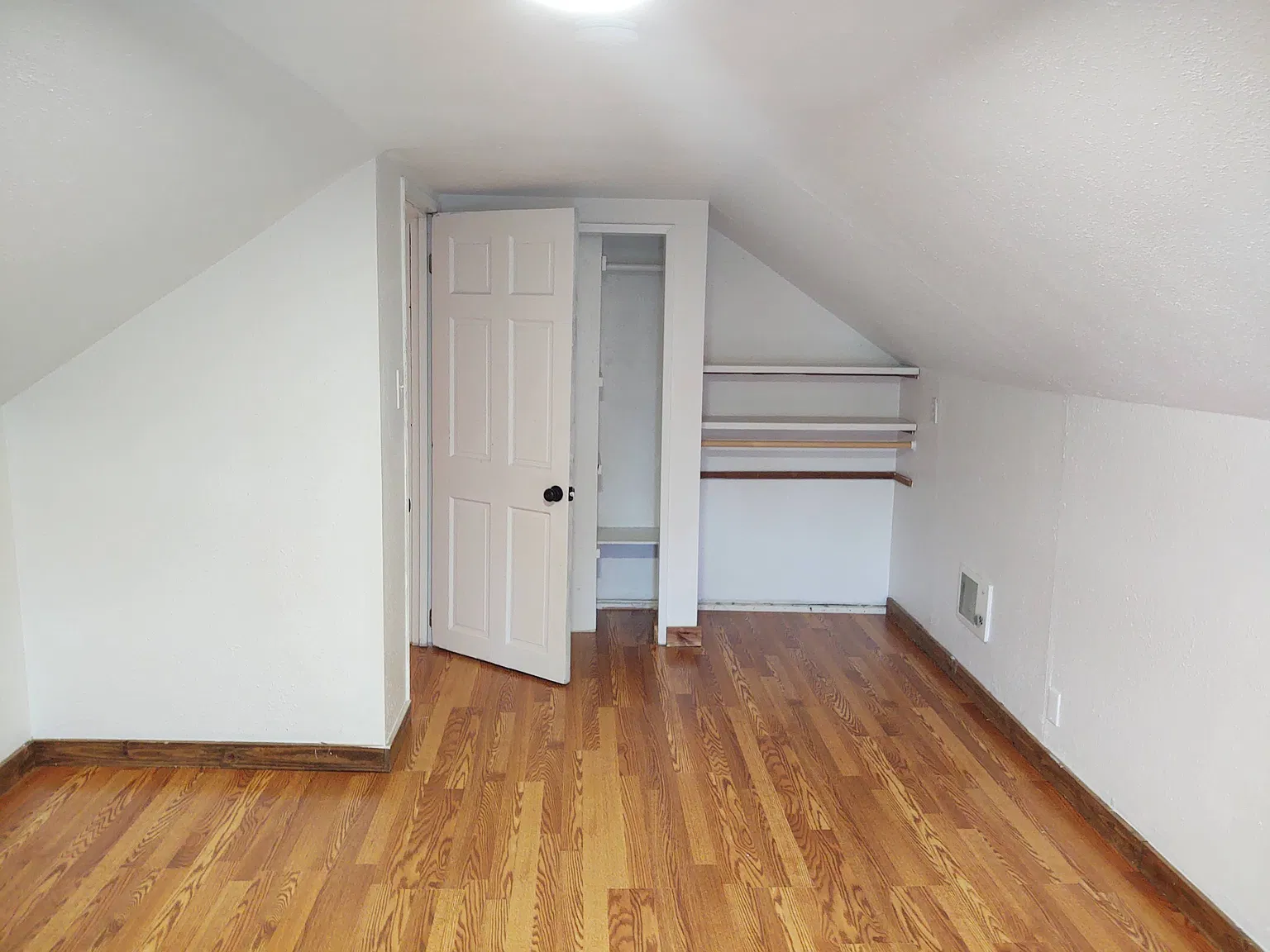 4 bed, 1487 sqft, $2,700 — Photo 2