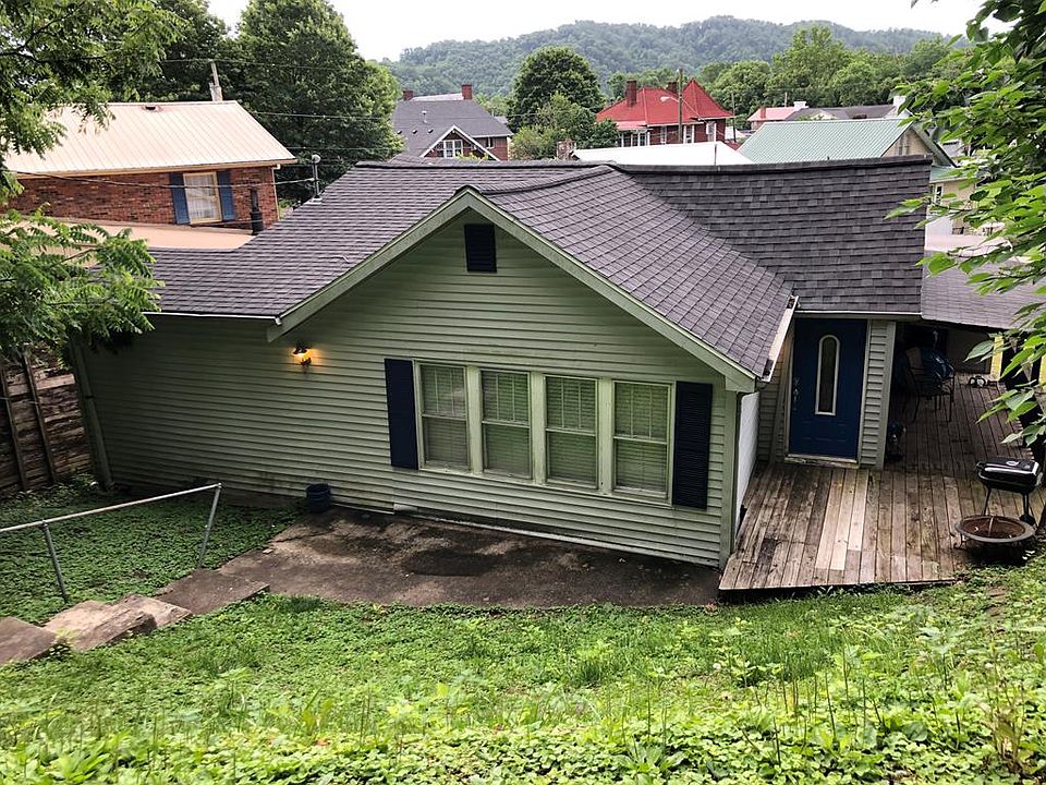 1st image of 130 Highland Ave