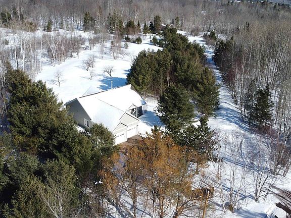 2nd image of 46750 Paradise Rd