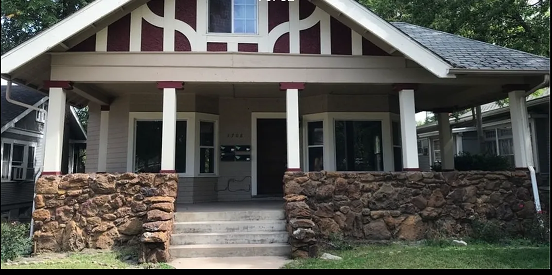 2 bed, 990 sqft, $1,250 — Photo 1