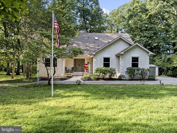728 Marshall St, Edgewater Park, NJ 08010
