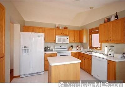 2nd image of 3865 Yellowstone Ln N