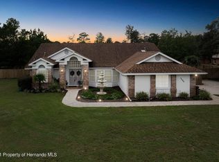 7566 Jomel Dr, Weeki Wachee, FL 34607