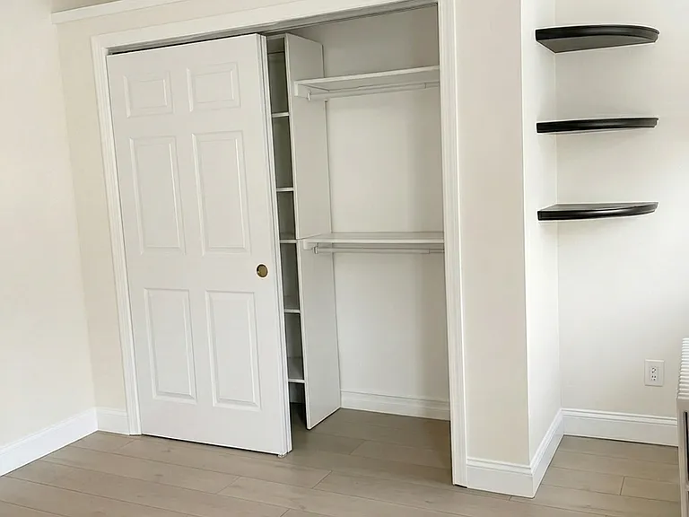 115 Centre Ave #1 — Photo 11