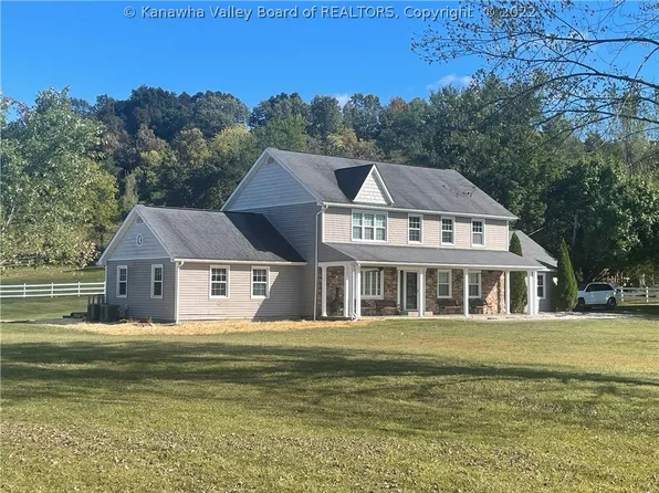 379 Straight St, Evans, WV 25241