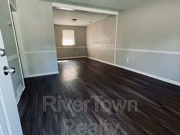 3rd image of 3532 Pueblo Ave