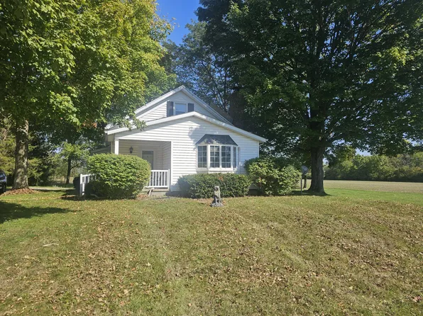 7017 Troy Urbana Rd, Casstown, OH 45312
