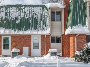 2514 Townhouse Ln, Kalamazoo, MI