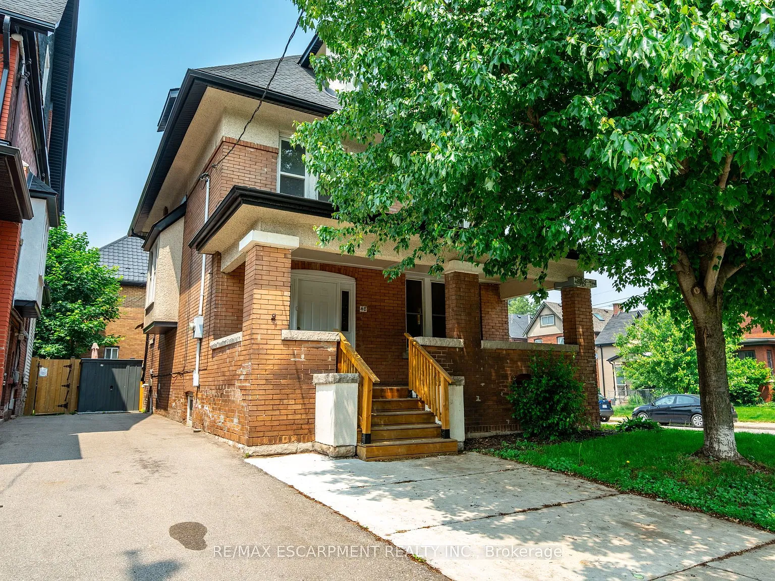 2 bed, $1,899 — Photo 2