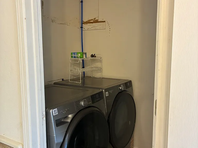 Unit Photo