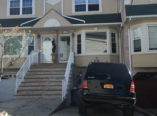 102 Pitney Ave, Staten Island, NY 10309
