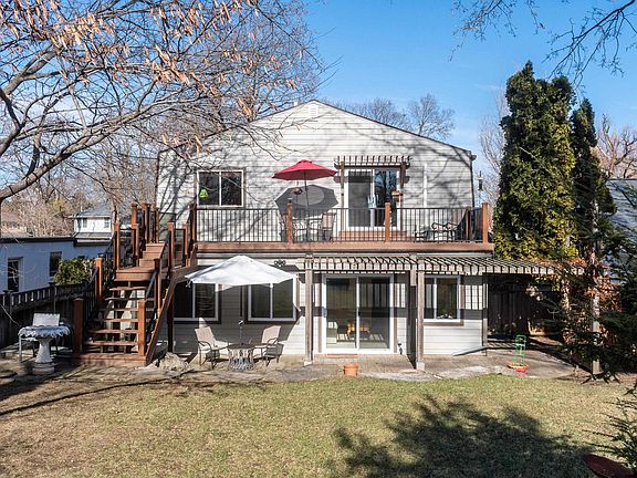 2nd image of 345 Kensington Dr