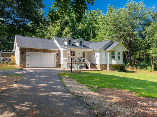 4567 Hickory Grove Rd, Sharon, SC 29742