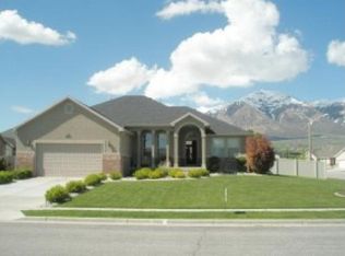 188 E 2050 N, North Ogden, UT 84414