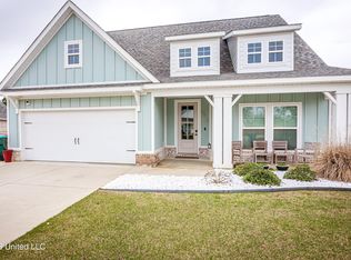 6833 Enclave Ln, Ocean Springs, MS 39564