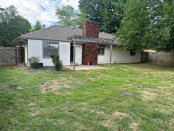 2824 W Maplewood Street, Springfield, MO 65807 | MLS #60271760 | Zillow