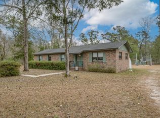 112 G F McKenzie Ln, Crawfordville, FL 32327