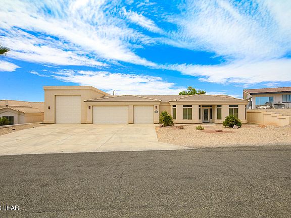5th image of 376 Laurie Ln