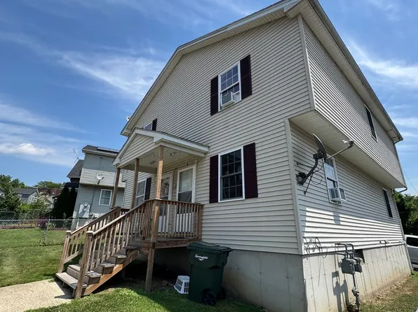 825 Worthington St, Springfield, MA 01105