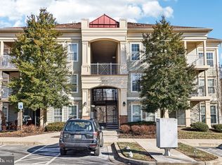 18711 Sparkling Water Dr #10-B, Germantown, MD 20874