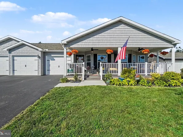162 Glenridge Dr, Carlisle, PA 17015