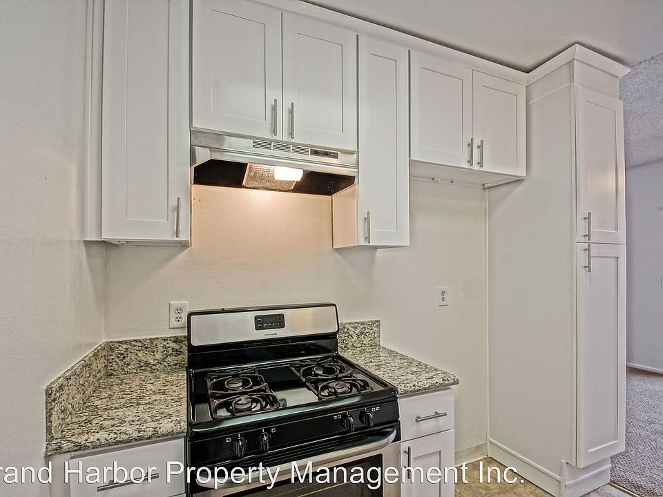 1st image of 3650 Garnet St APT 06