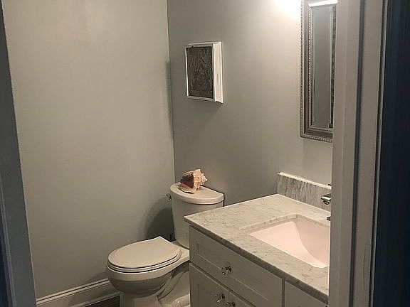 3rd image of 157 Dogwood Dr