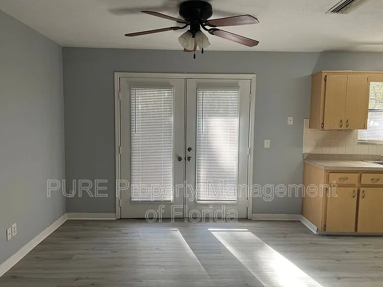 3150 SE 7th St — Photo 12