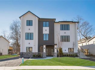 80 Francis Pl #201, Spring Valley, NY 10977