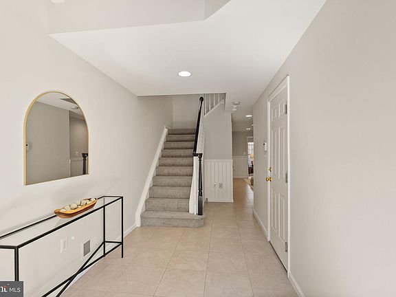 5th image of 4127 Fairfax Center Creek Dr