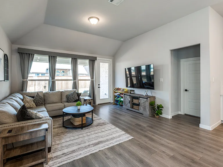 3509 Clara Dr — Photo 11