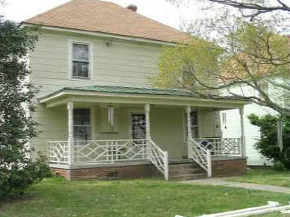 113 Church St, Kenbridge, VA 23944
