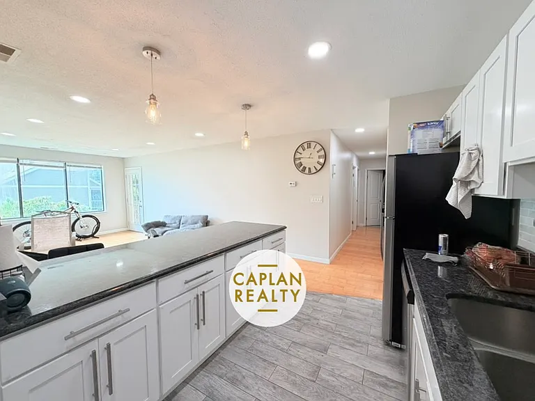 463 Whalley Ave #E — Photo 2