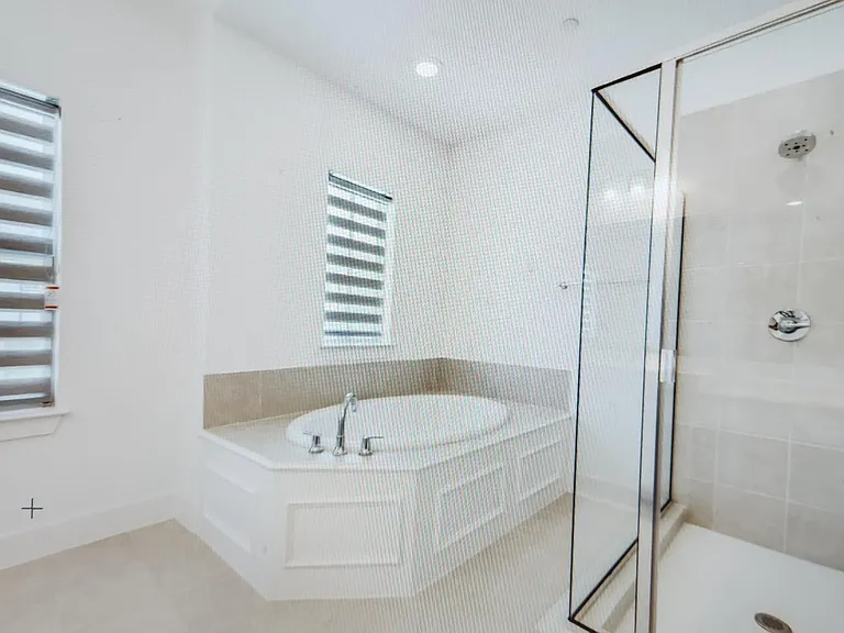 104 Harwood Dr — Photo 5